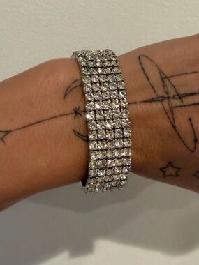 Crystal Multistrand Stretch Bracelet - Silver Rhinestone